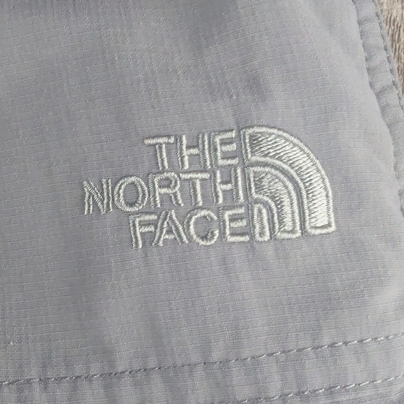 The North Face Size 14 Lightweight Shorts In Gray - Picture 3 of 12